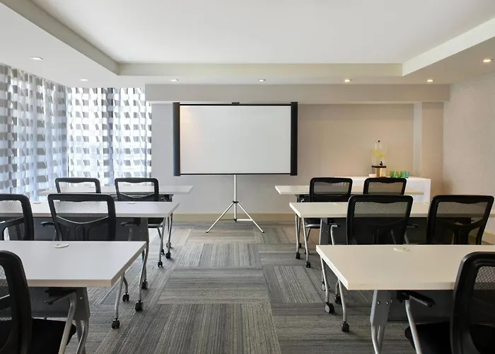 Four Points By Sheraton Coral Gables