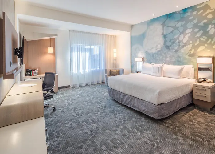 Courtyard By Marriott Chihuahua