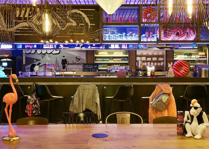 Hotel Moxy Edinburgh Airport Ingliston