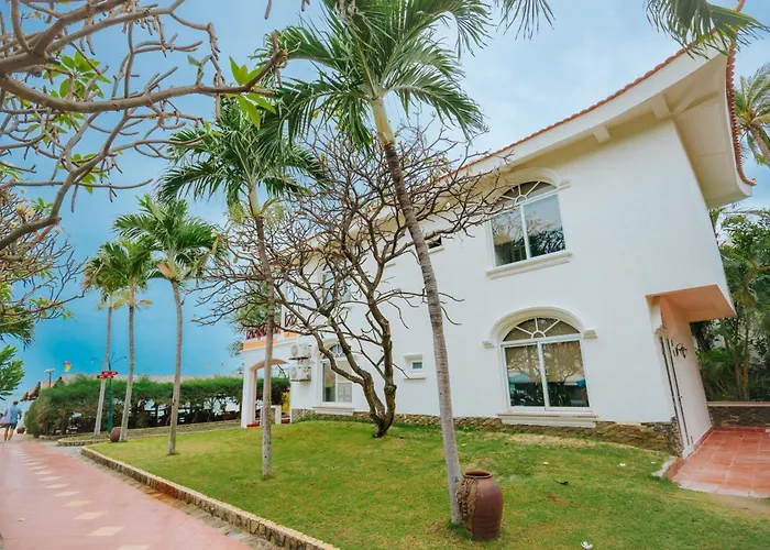 Le Aqua Resort & Spa Phan Thiet - Swiss Village Resort & Spa