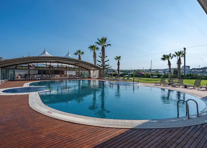 Sisus Marina Hotel Çeşme