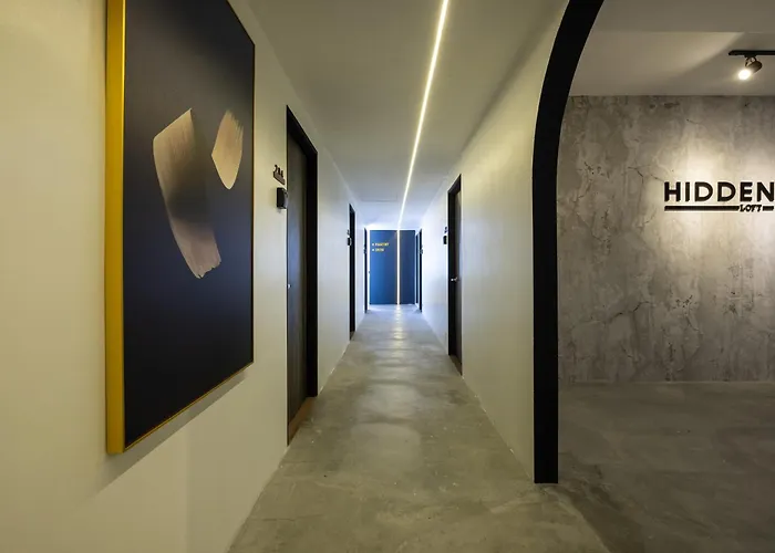 Boutique Hidden Loft