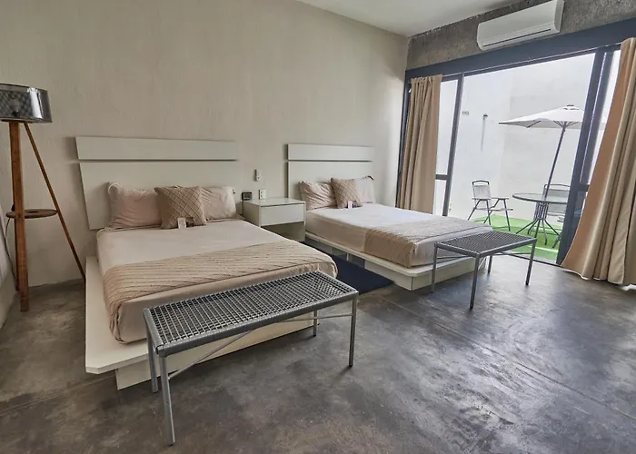 Aura Hotel B&B