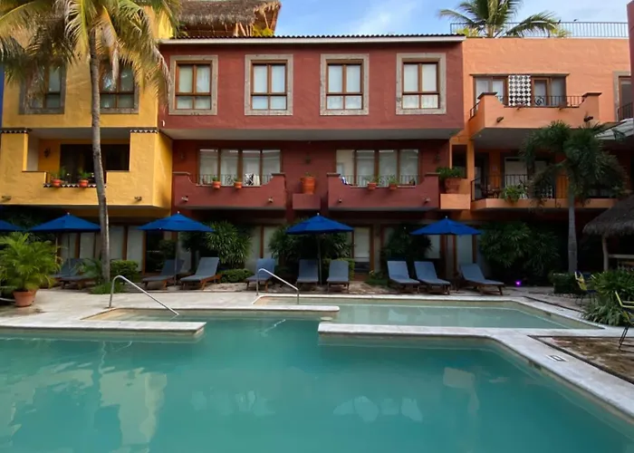 Casa Loteria: Colorful Family Retreat with Pool in Pueblito Sayulita Hotel
