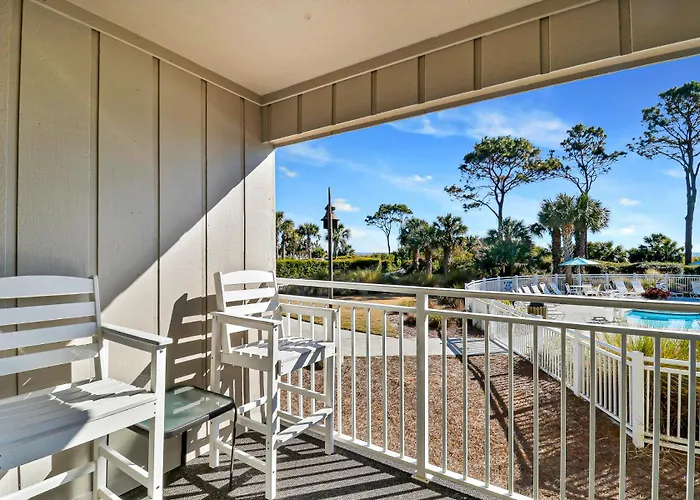 Ocean Dunes Villas: Beachfront Retreat with Heated Pool