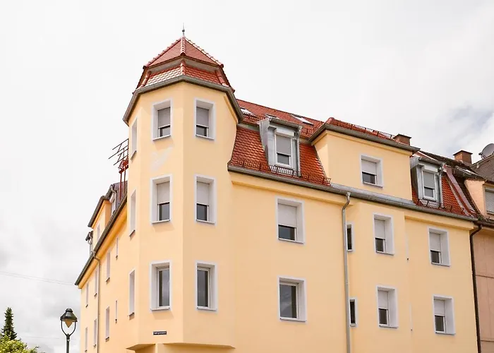 Boardinghouse Victory