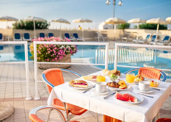 Hotel Condor