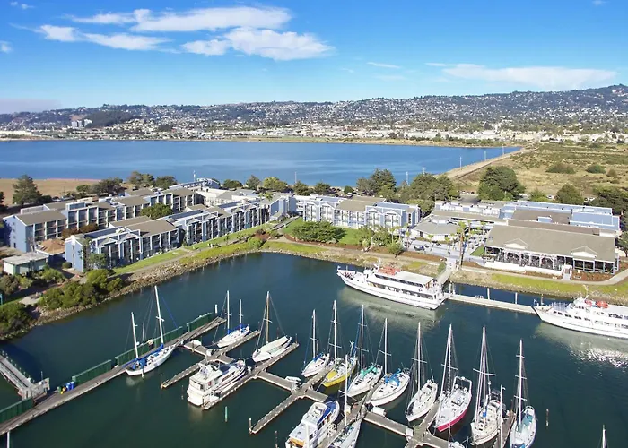 Doubletree By Hilton Hotel Berkeley Marina