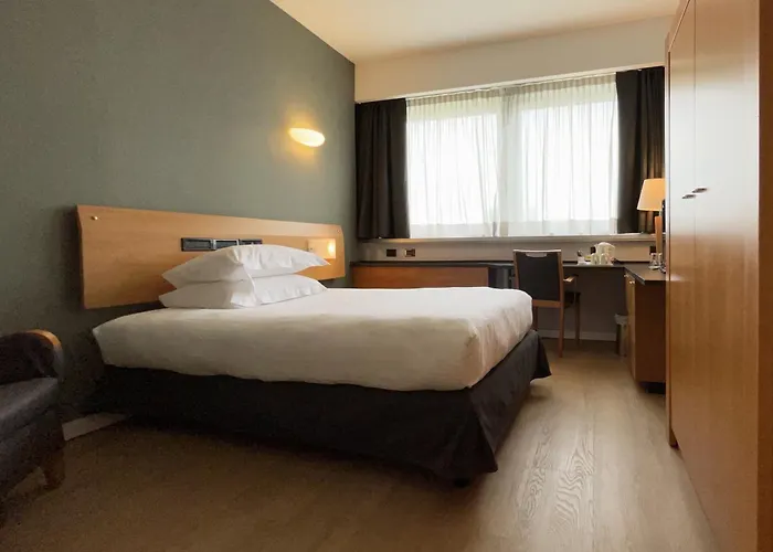 Hotel Crowne Plaza Milan Linate By Ihg San Donato Milanese