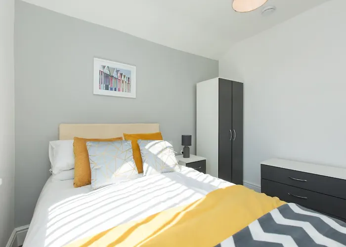 Crewe Rooms Brooklyn Street