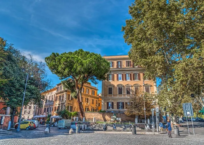GuestHouse o Affittacamere La civetta di Trastevere