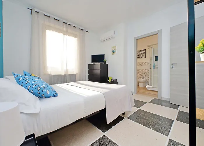 Colours Rooms Guest House