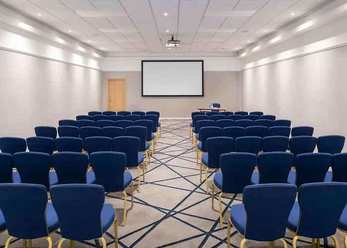 Renaissance London Heathrow Hotel Harlington 