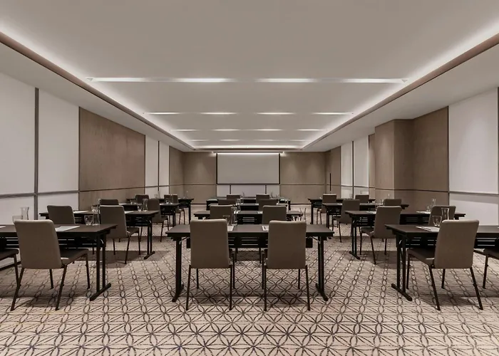 Courtyard By Marriott Phuket Town Hotel