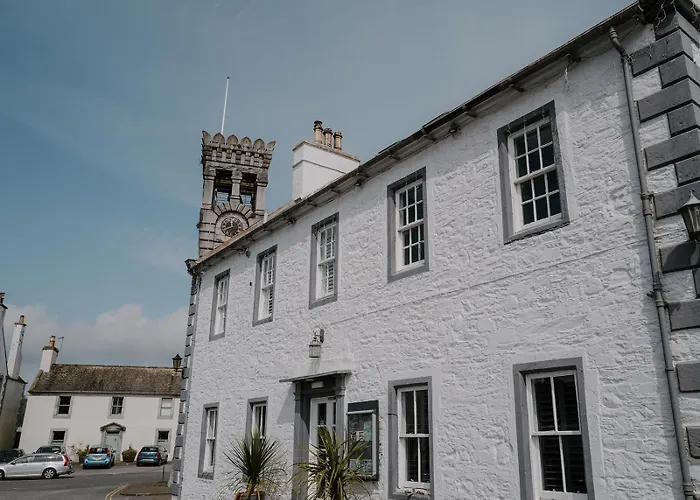Murray Arms