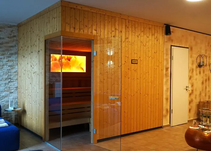 Best Western Plus Royal Suites