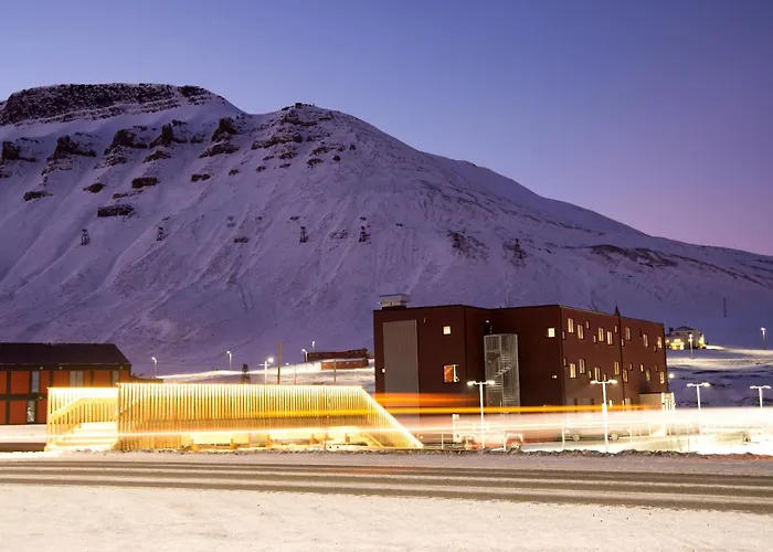 Svalbard Hotell | The Vault