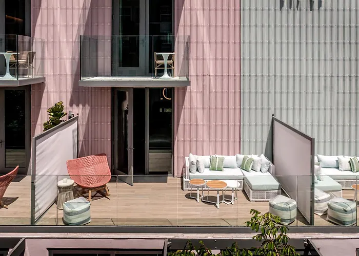The Ray Hotel Delray Beach, Curio Collection By Hilton