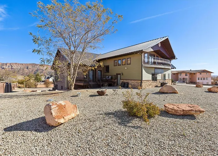 Zion Cliff Lodge Hildale