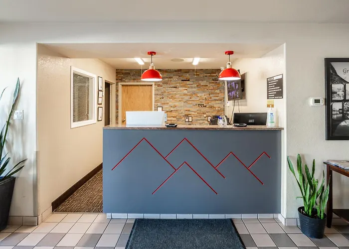 Ramada By Wyndham Cranbrook