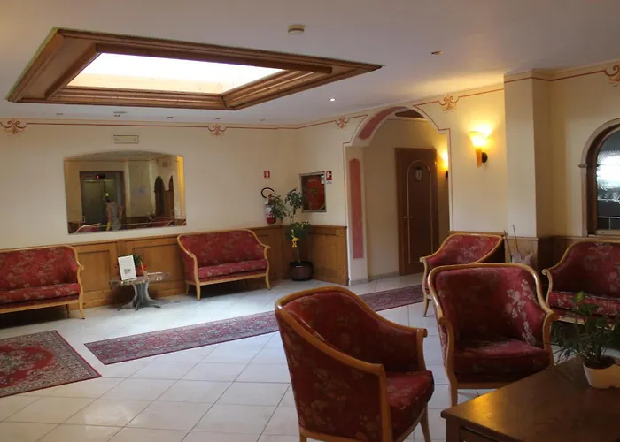 Hotel Canada Pinzolo