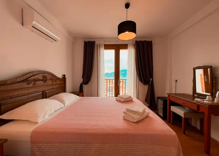 Alice Tatil Evi Otel Selimiye 