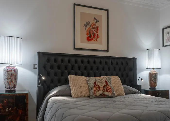 Regal House Roma Capucci 6