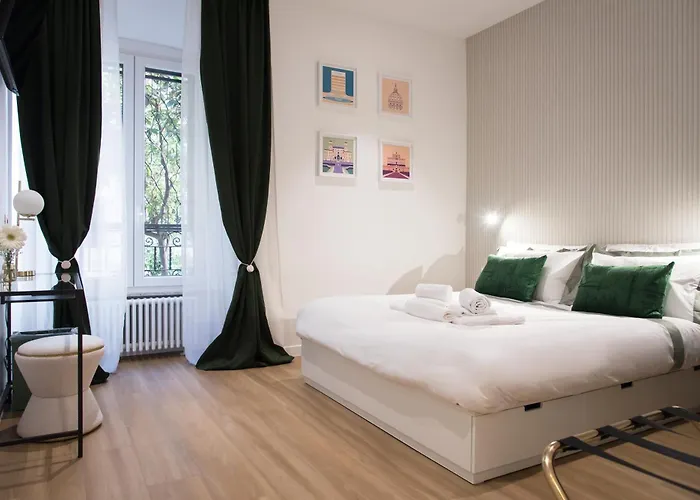 Colosseum Suites By Glen