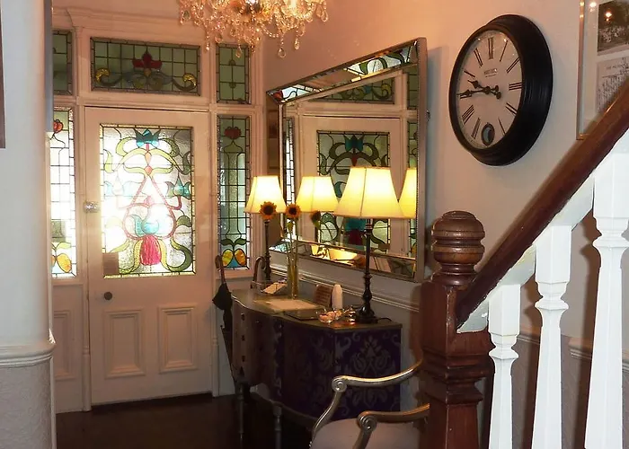 Shelbourne House Bed & Breakfast Harrogate