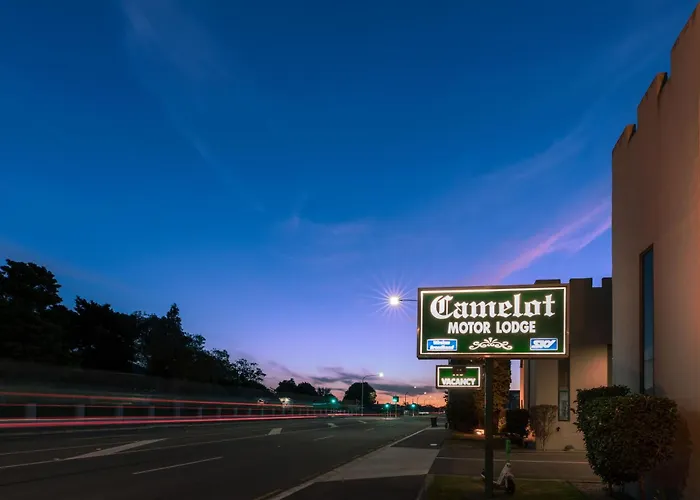 Camelot Motor Lodge And Conference Centre Palmerston North