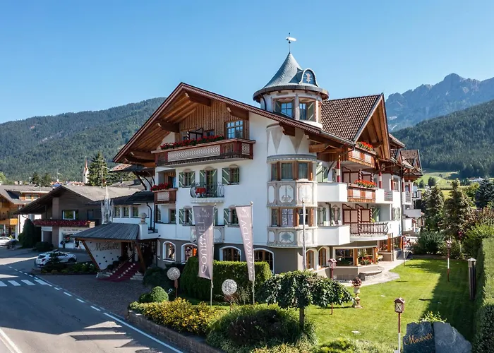 Mirabell Dolomites Hotel - Luxury Ayurveda & Spa