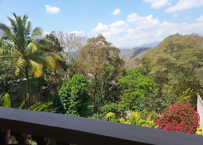 Hotel La Escalinata Copán