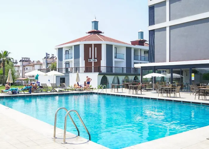 Side Square Hotel