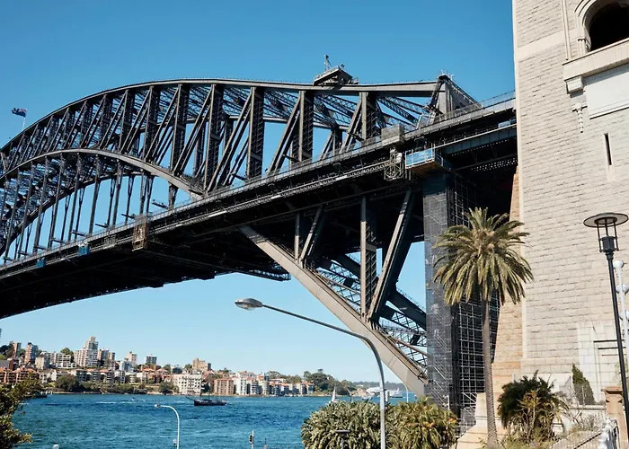 Pier One Sydney Harbour, Autograph Collection