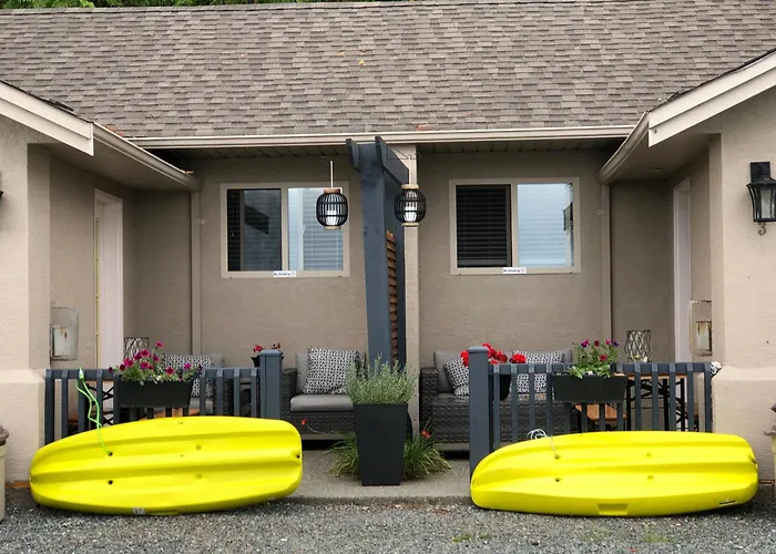 Qualicum Breeze Beach Resort