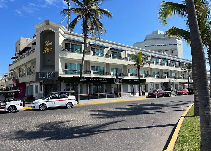 Hotel La Siesta Malecón