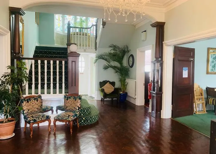 The Cobham Hotel