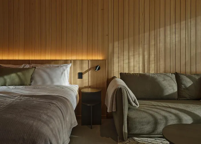 Pedder Wilderness Lodge