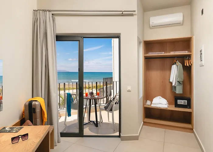 Elia Agia Marina Hotel