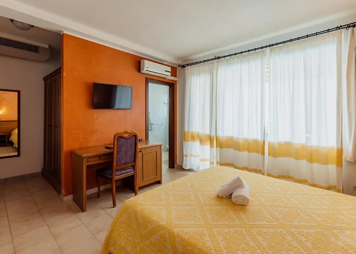 Malaspina Beach Resort Bosa