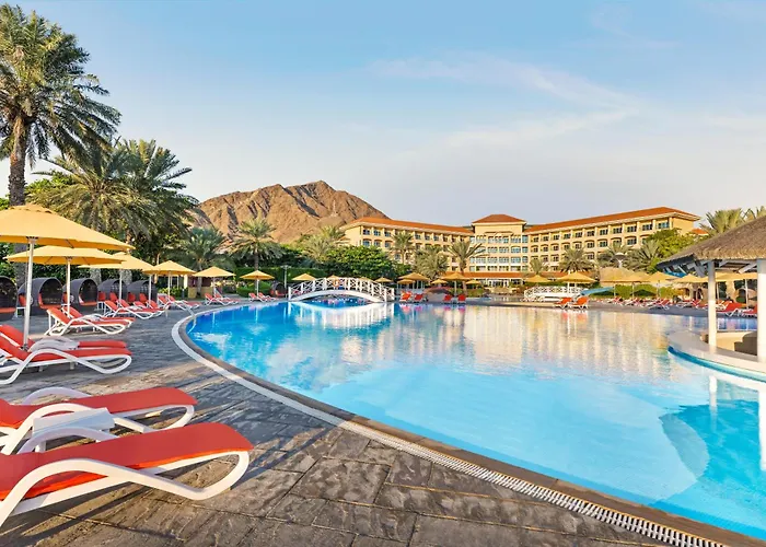Fujairah Rotana Resort&Spa - Al Aqah Beach