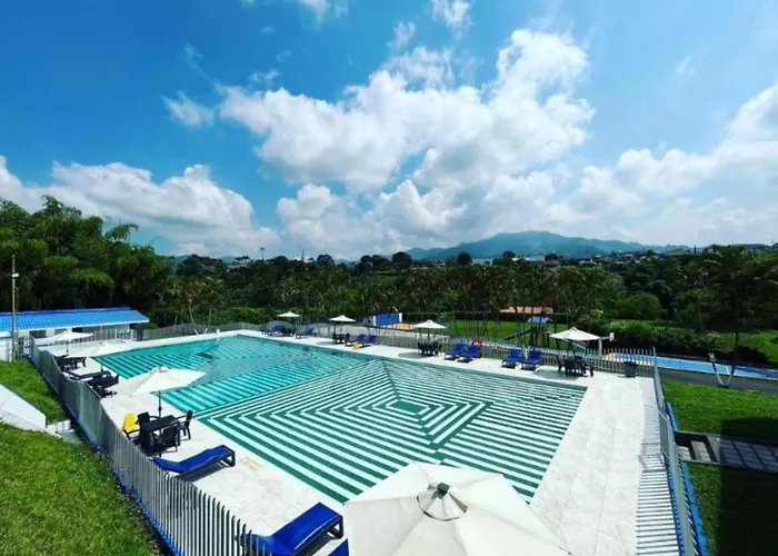 Hotel Villa Mónaco Combia Baja