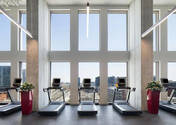 Moxy Montreal Downtown