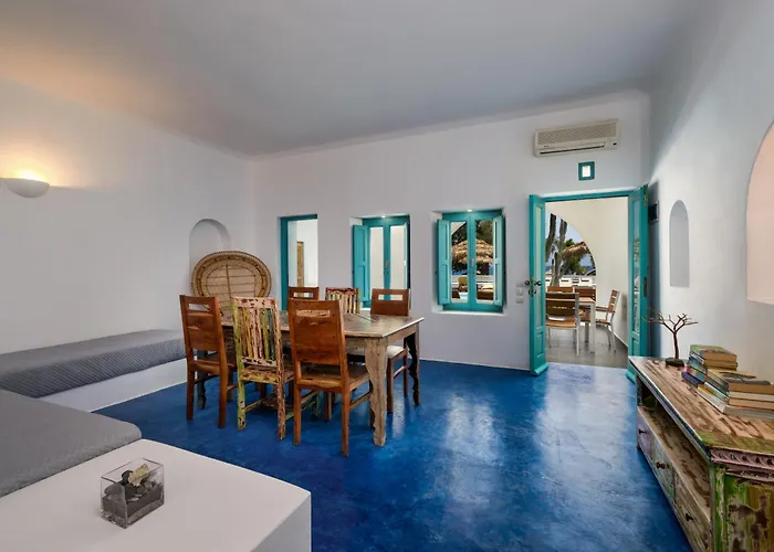 Nissia Beach Apartments & Suites Kamari 