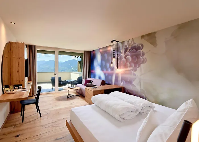 Hotel Oertlerhof Tirolo