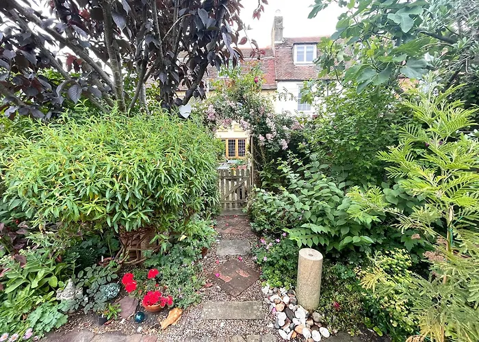 The Secret Garden Rooms