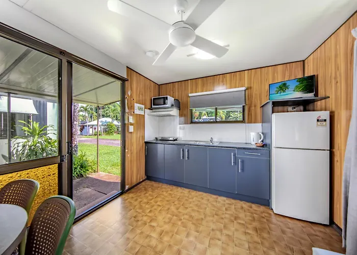 Mission Beach Hideaway Holiday Village