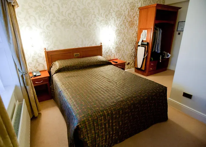 Westenra Arms Hotel