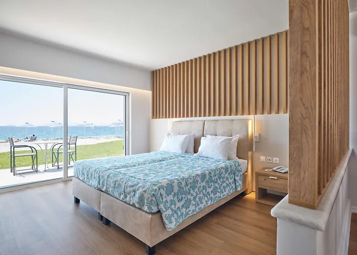 Kinetta Beach Resort&Spa