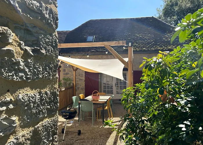 Le Domaine De La Claire Fontaine Gites -Chambres D'Hotes